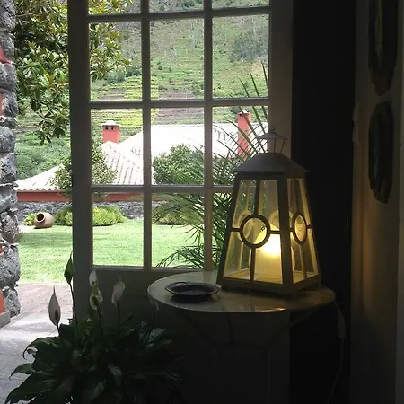 Palheirinho Da Camelia Chalet *