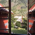 Chalet Palheirinho Da Camélia São Vicente